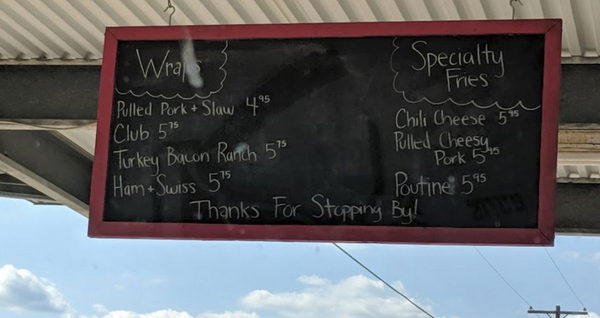 Big Rs Hogs & Dogs - Real Estate And Website Photo (newer photo)